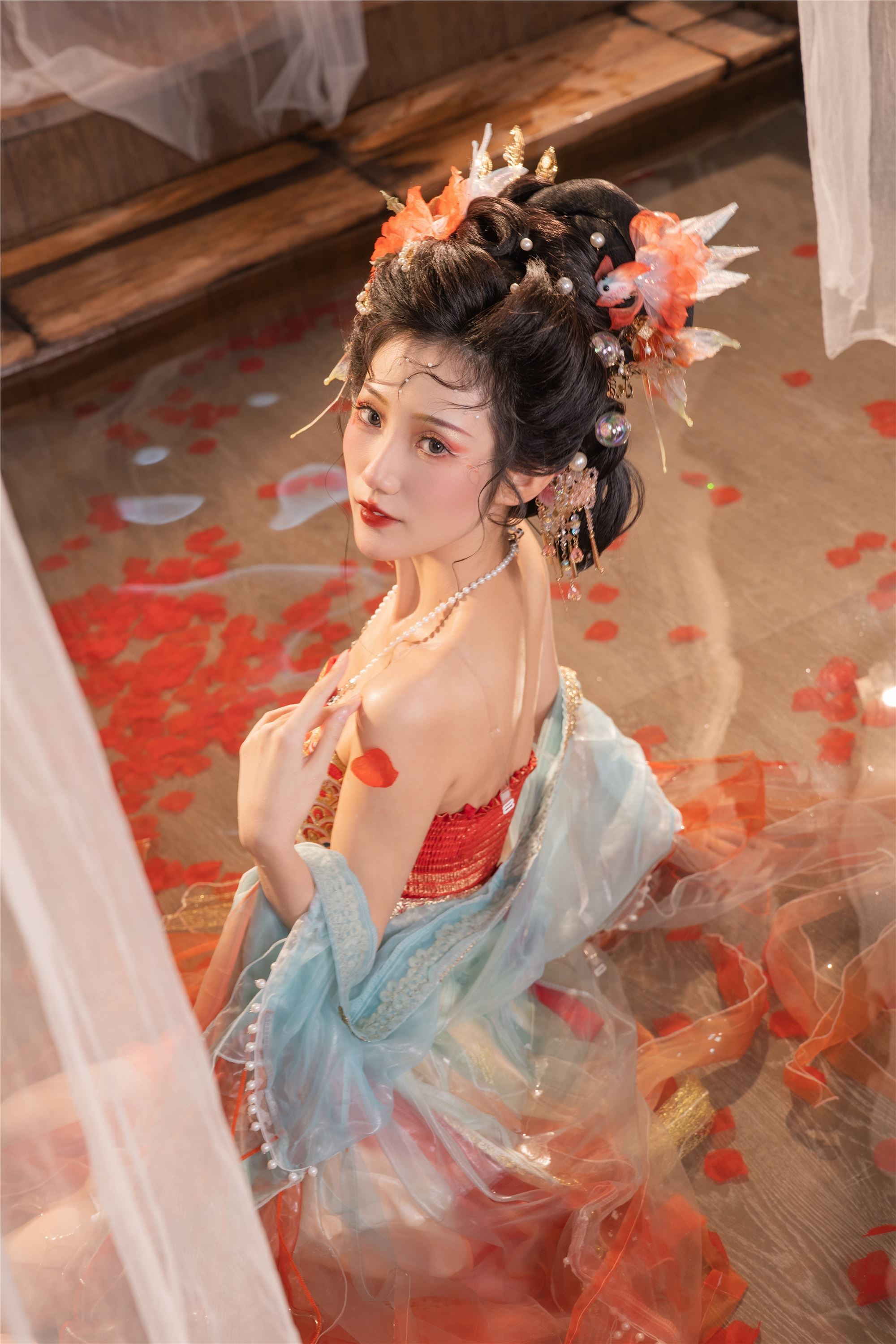 YITUYU艺图语 2025.01.11 月韵花影 o1ne万